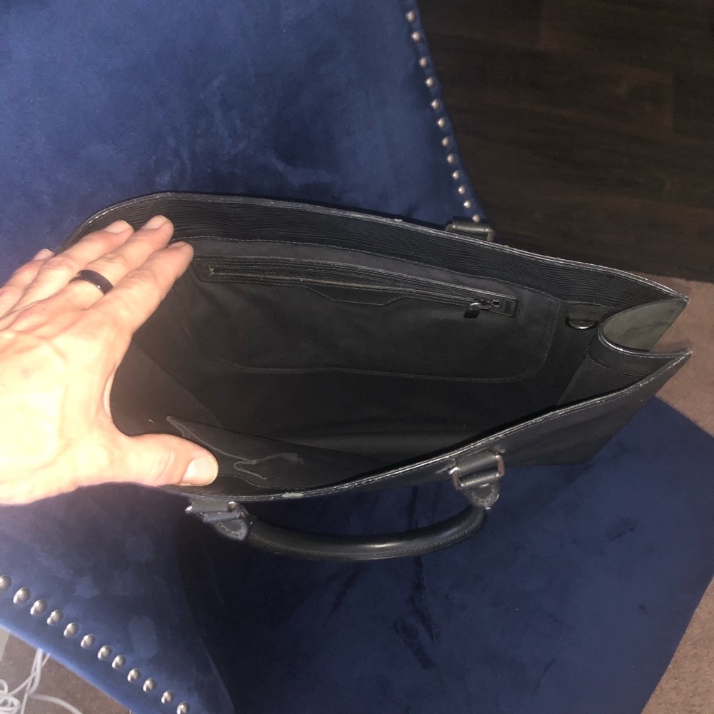 Louis Vuitton Black Portfolio (Sac Plat Fold).